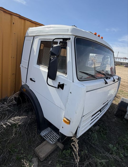 Кабина камаза со спальникм