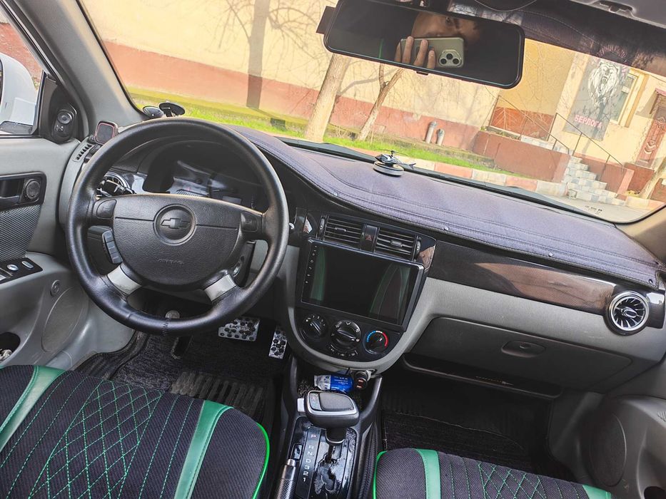 Шевроле Ласетти жентра килинган