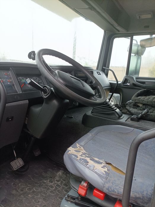 Volvo Fl10.180 , Italia ,450000 km ,fara rugina