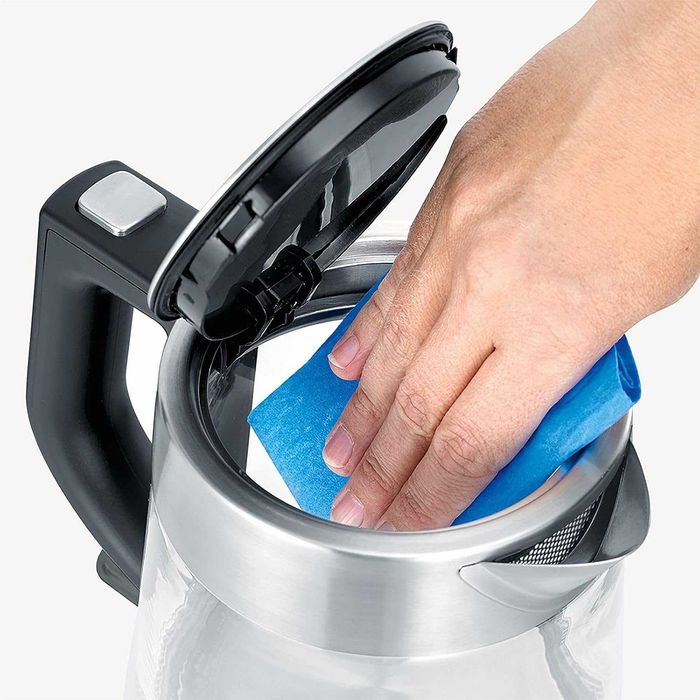 Severin WK 3468 Кана за вода със стъкло, 2200W, 1L, прозрачна/черна