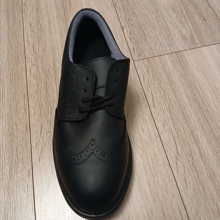 Adidasi si pantofi de protectie