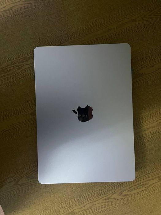 MacBook Air M2 16/256GB - като нов!