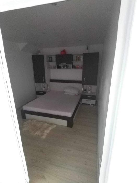 Proprietar casa de vânzare