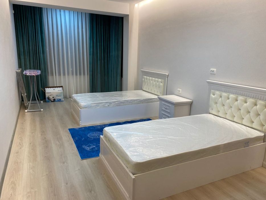 Срочно сдаётся 3 х комнатная люкс квартира