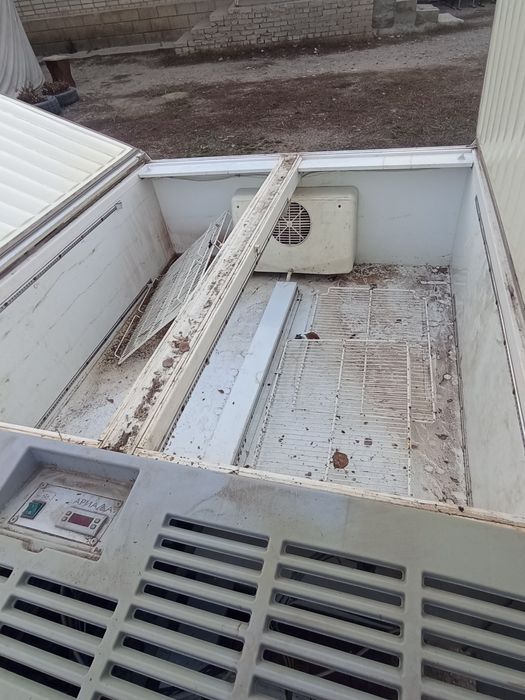 Промышленные холодильник рабочем состоянии продается