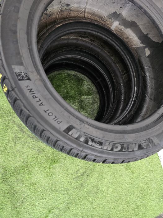 225.50.18 michelin m+s 7mm 2023 o buc