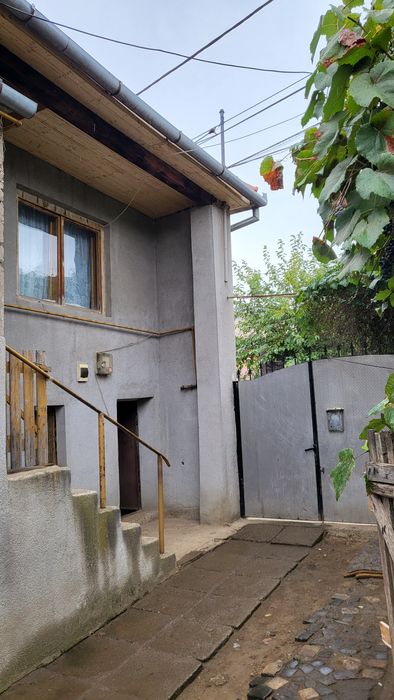 Casă în cartier Cindeni