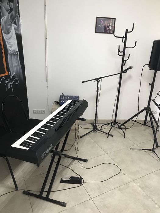 Уроки пианино и синтезатора