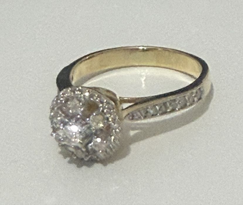 СРОЧНО ! Золотое кольцо 750проба с бриллиантами бренд ISLIMI