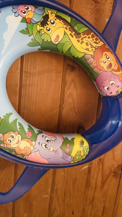 Детска седалка за тоалетна чиния