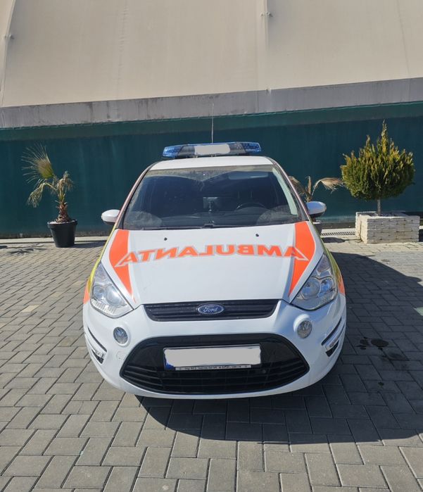 Vand Ford S max ambulanta