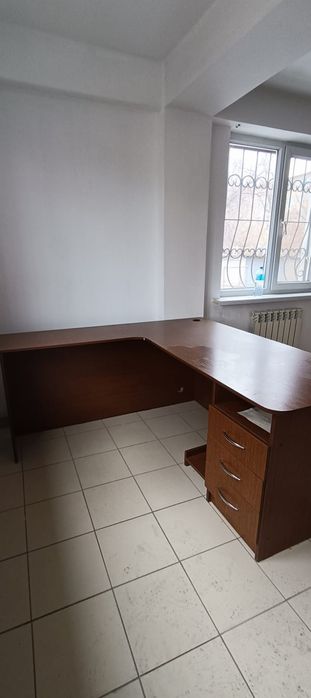 Углавой стол Срочна