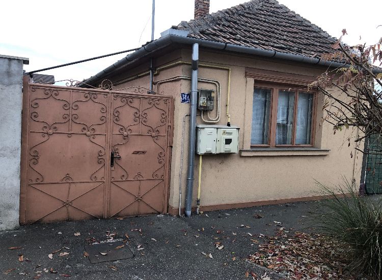 Casa+teren 485 mp,Ioșia