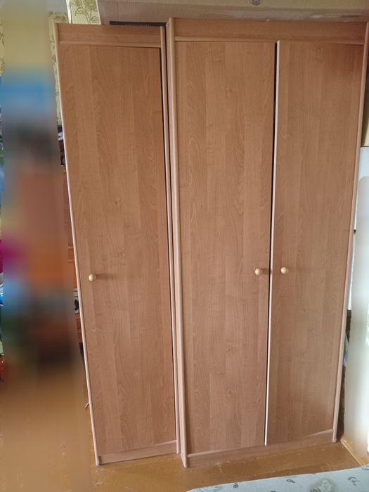 Срочно. Продам  шкаф