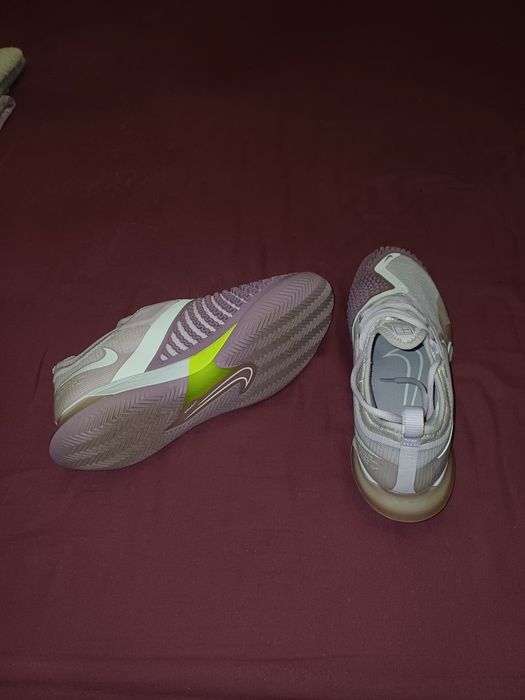 Маратонки Nike чисто нови