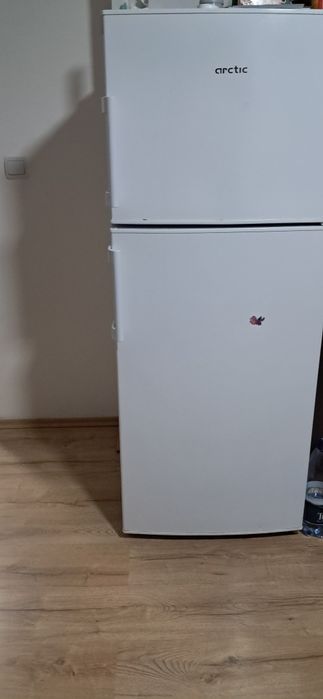 Frigider Arctic în stare foarte bună