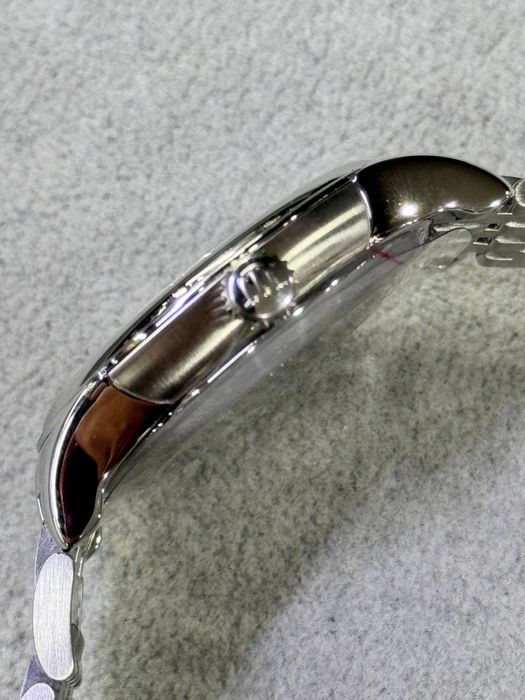 Швейцарские часы фирмы Maurice Lacroix, механика