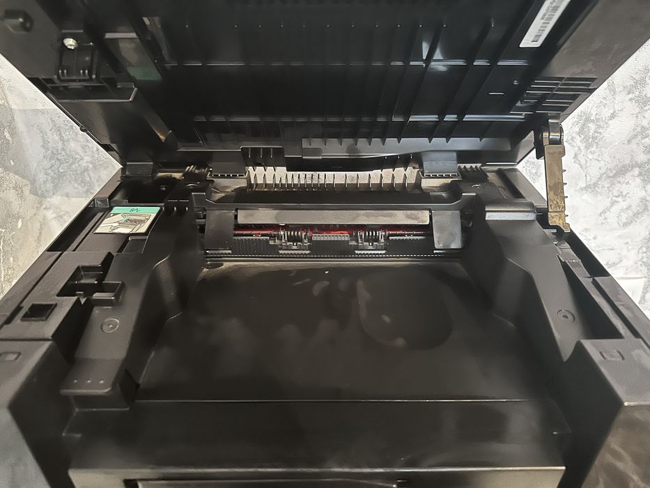 принтер canon i-sensys MF3010