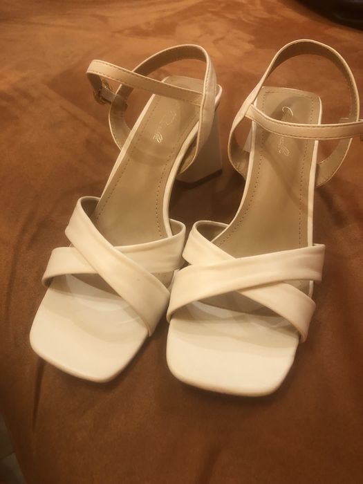 Дамски обувки на известната марка Paolo Bocheli