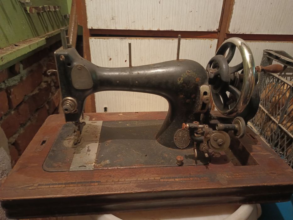 Шевна машина Сингер