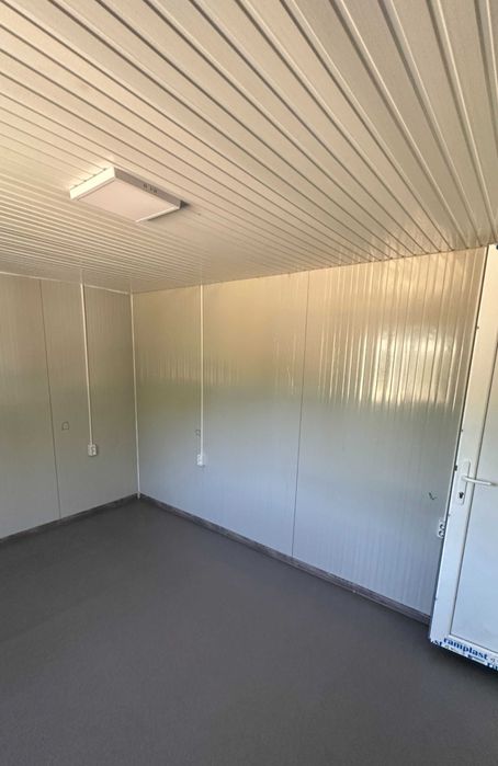 Vând containere modulare