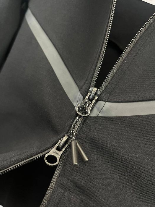 Nike tech fleece! Изпращаме с тест и преглед!