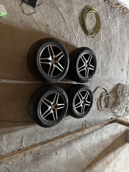 Set 4 jante Dezent R16 + anvelope iarnă Hankook 215/55 R16 Volvo
