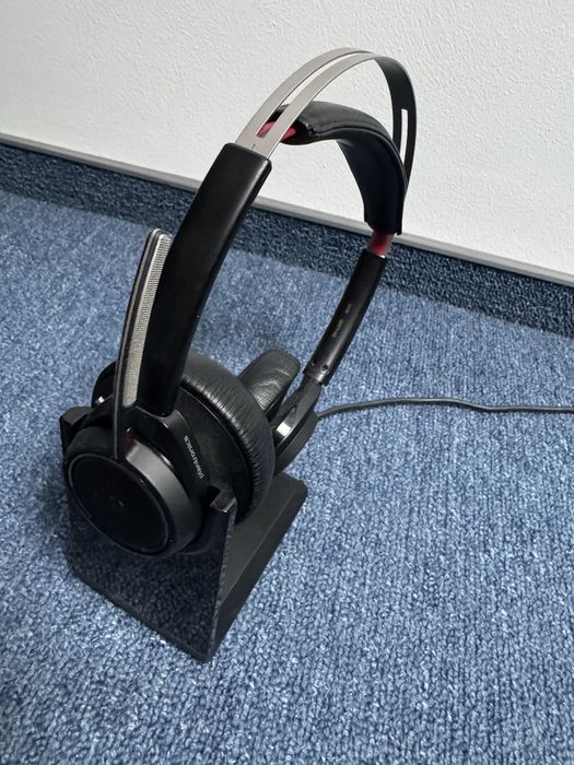 Plantronics Voyager Focus