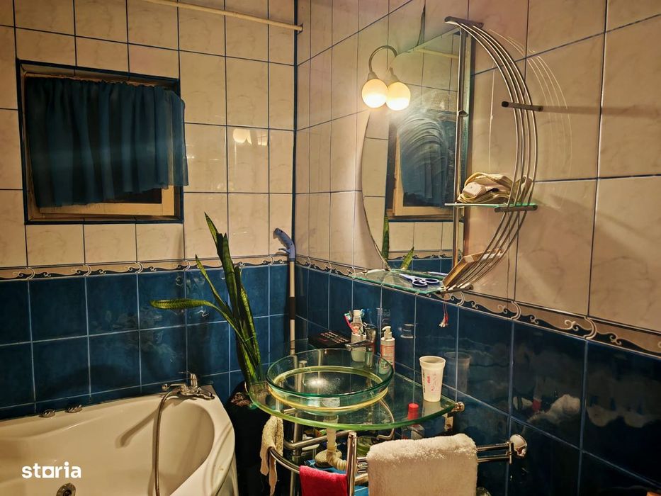 Decomandat, 4 camere, zona Brazda, 76.6 mp