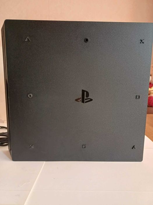 PS 4 Pro с 1 терабайт хард диск