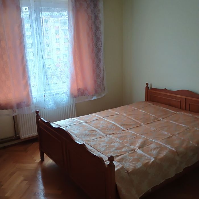 Închiriere apartament