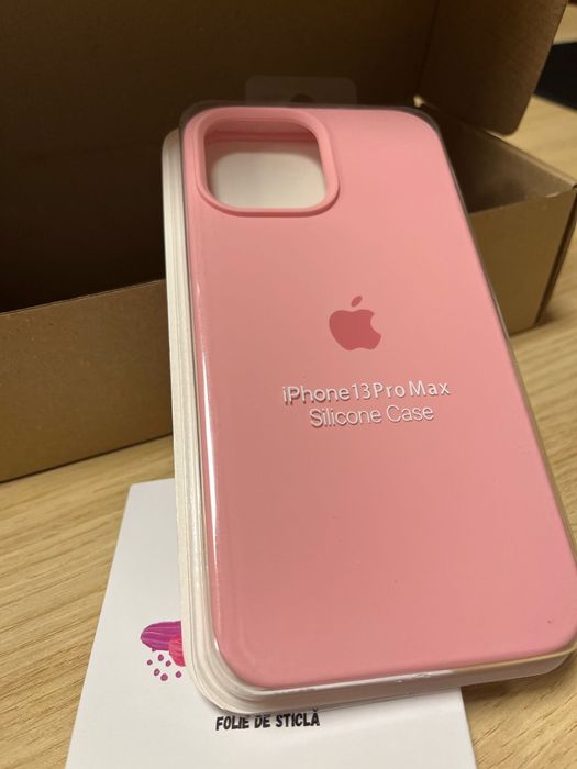 Husa + folie Iphone 13 Pro Max Moft noua