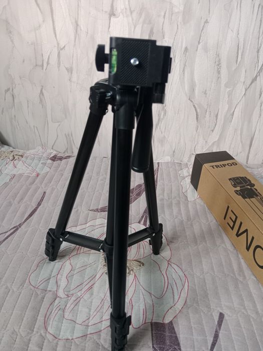 Штатив сотилади!