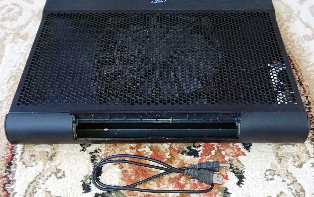 Активен охладител за лаптоп до 17 инча.