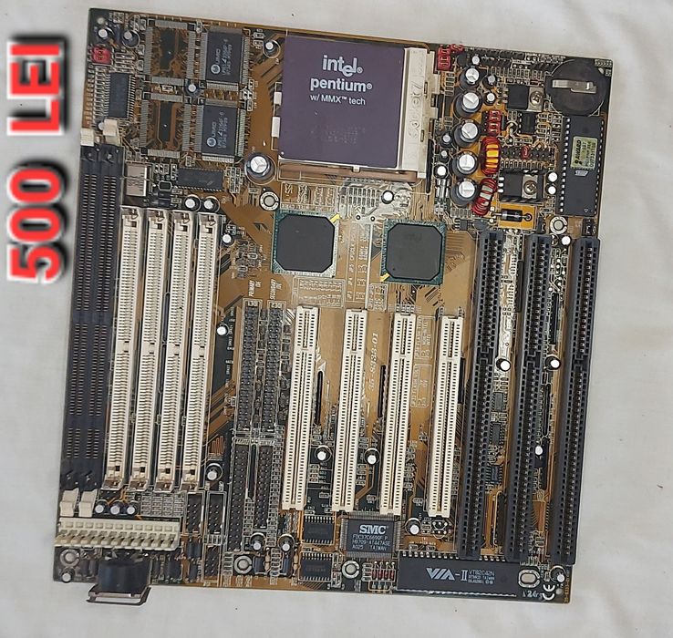 Vând piese de calculator