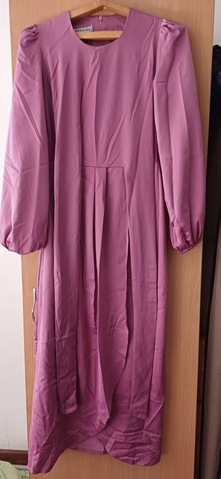 Продам платье нарядное