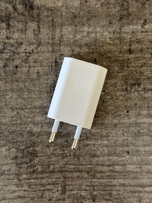 Продам Адаптер Apple