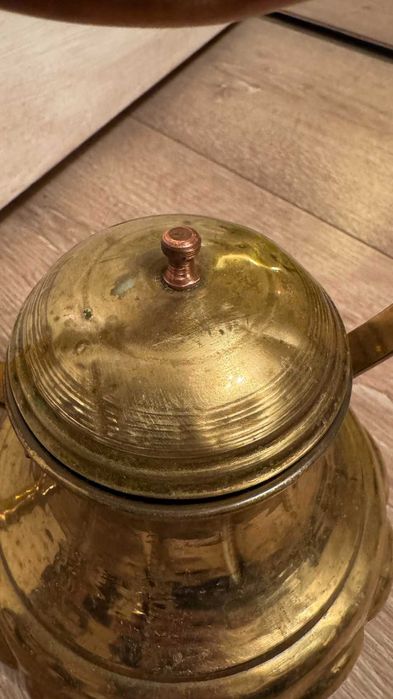 Месингов чайник– Франция,