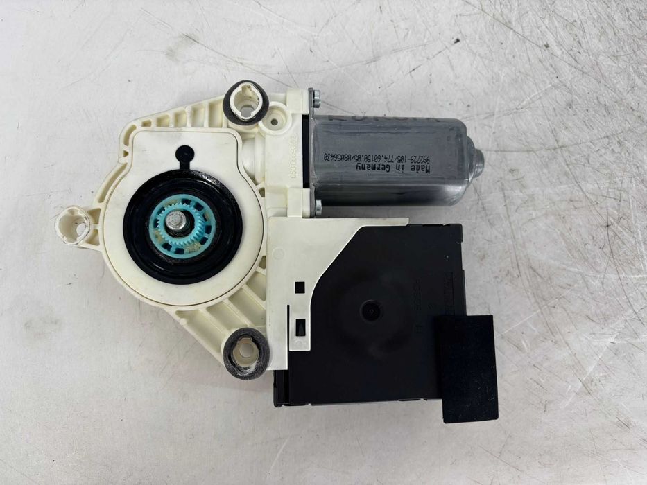 Motoras geam stanga fata Volkswagen Passat B6