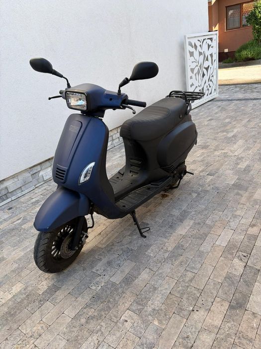 Scuter fara permis stare perfecta 4 bucăți !!