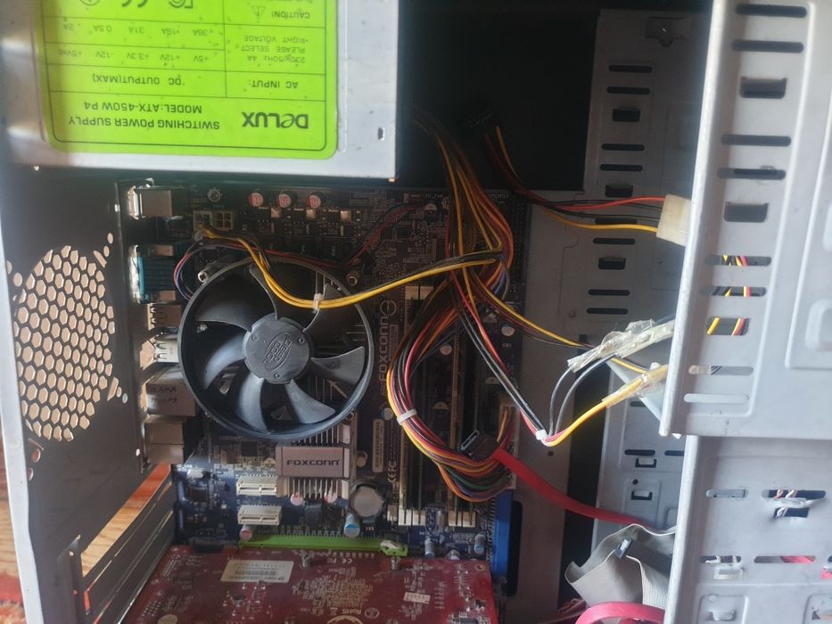 Кейс ва плата сотилади