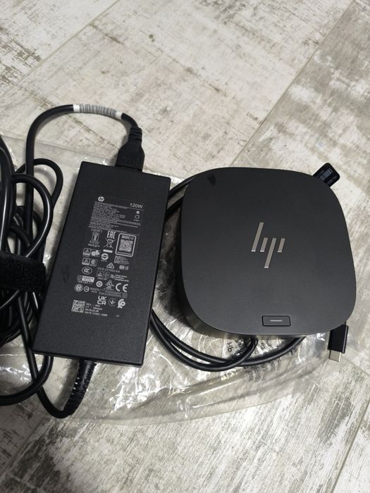 Vând Docking station G5 HP cablu Tip C