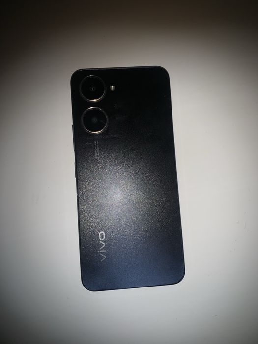 Vivo Y03 64 гб экран 90 герц