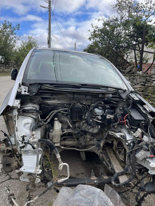 Опел Зафира /за зглабяне или за части/