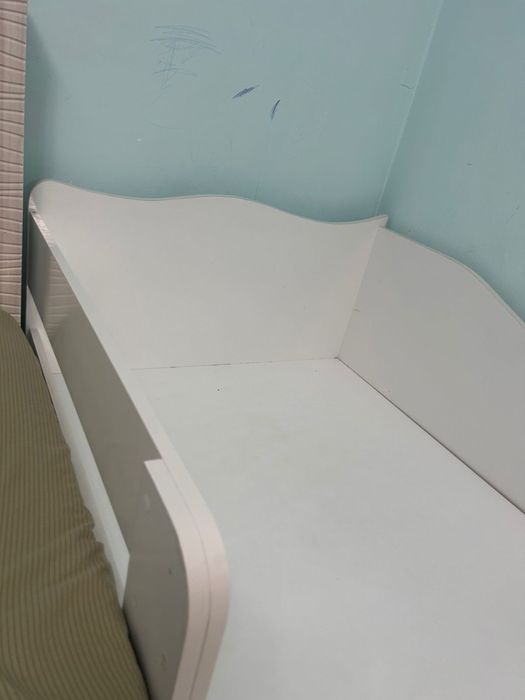 Детские кроватки