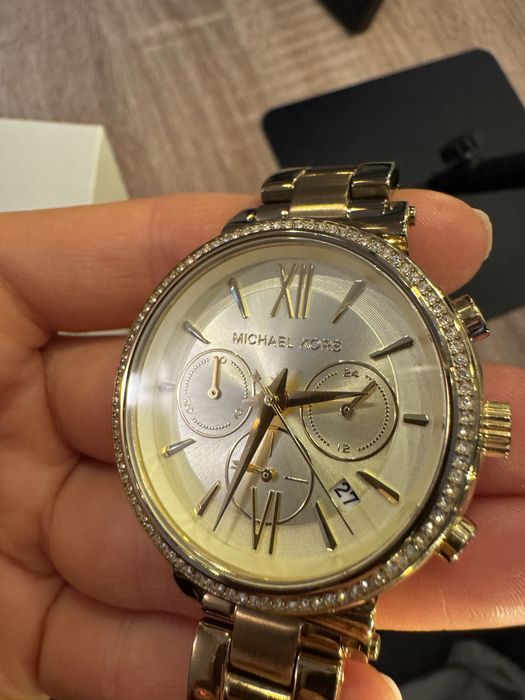 Дамски златен часовник Michael Kors