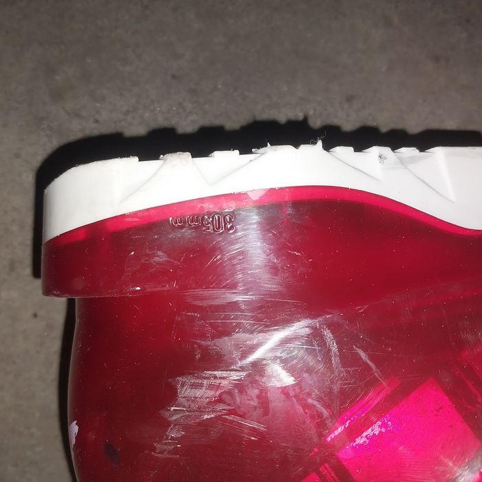 Продам ботинки горнолыжные