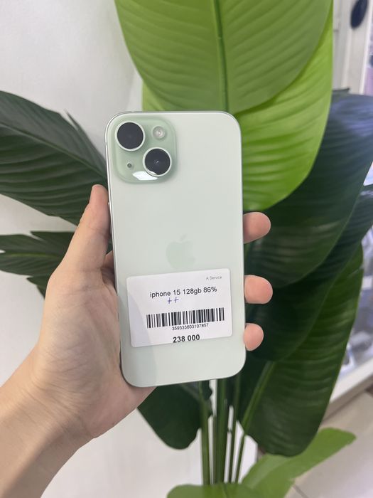 iPhone 15 в идеальном состоянии