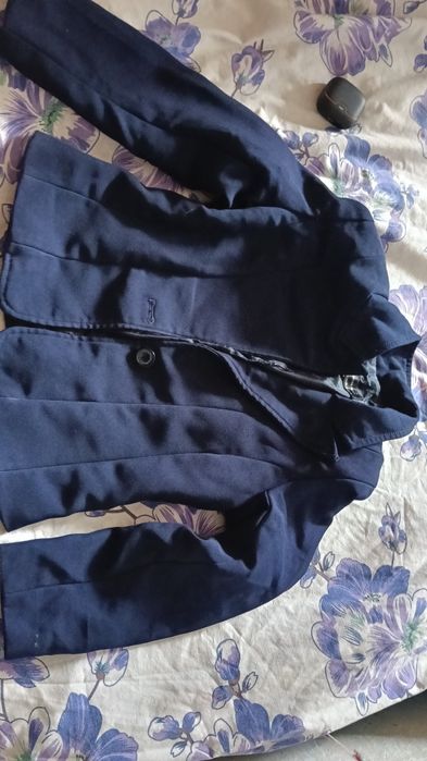 Продам пиджак на девочку