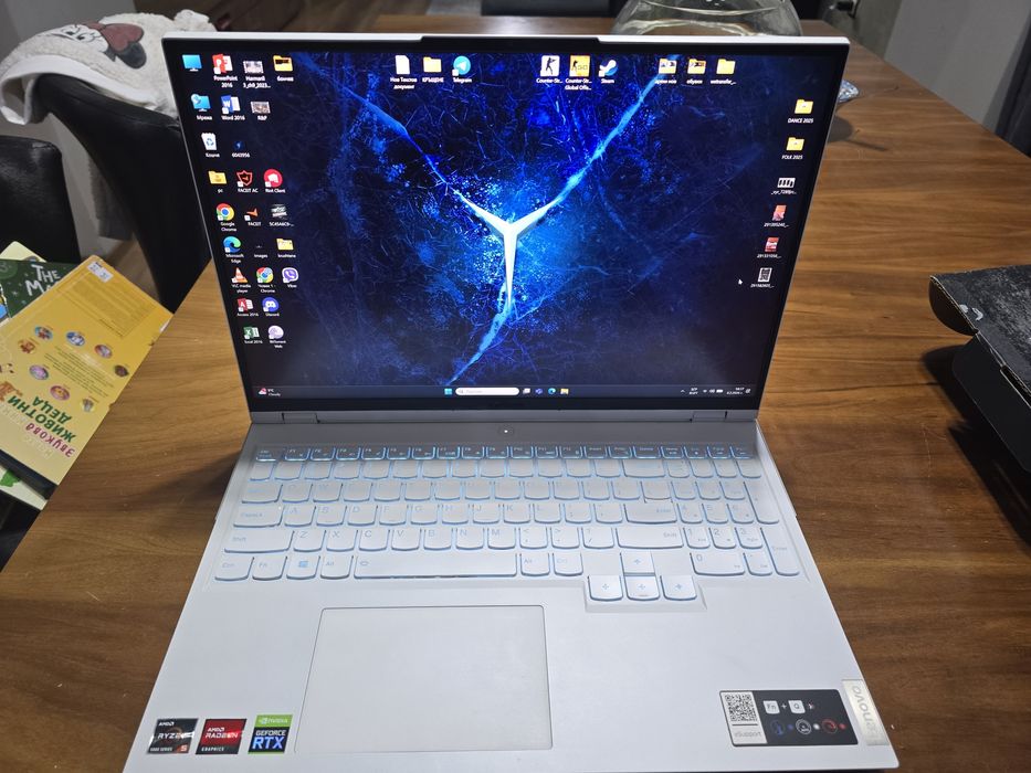 Лаптоп Lenovo legion 5 pro